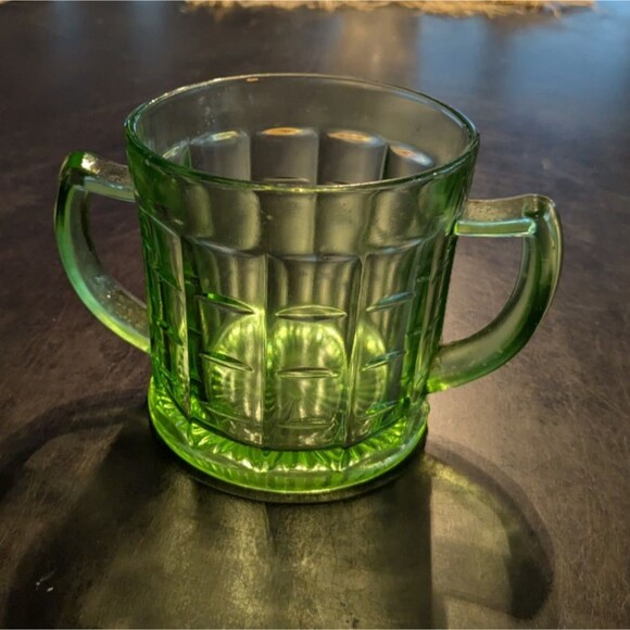 Vintage Hazel Atlas Green Uranium Glass Double Handle Cup Open Sugar Bowl - Picture 3 of 9